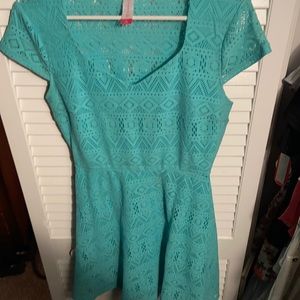 Teal short sleeve short dress